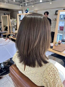 ラボヌール ヘアー エクラ(La Bonheur hair eclat) ミディアムレイヤーカット