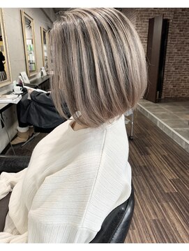 molt 麻生/レイヤーカット/ボブ/バレイヤージュ/ハイライト/海外ヘア 【モルト】 バレイヤージュ　ボブ