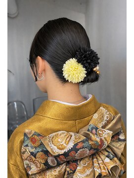 イリ(iLi) 【iLi×Ryong】卒業式ヘアセット&着付け