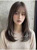 髪質改善ハッシュカット顔周りミディアムレイヤーカットべージュ