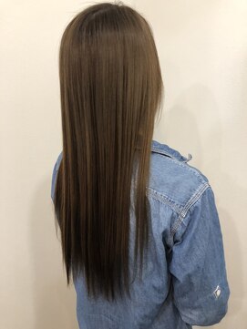 ヘアー チクタク(Hair Ciku-taku) ハイライト×イルミナアッシュ