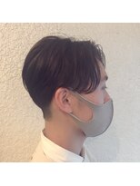 シトリ(ShitoRe) 前下がりセンターパート