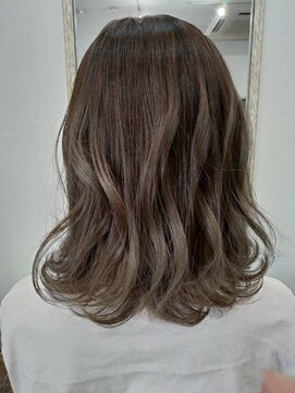 ポルコ ロッソ(porco rosso) カーキカラー