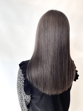 ヘアデザイン ファブロ(hair design FABRO.) グレージュ・ミルクティーグレージュ・髪質改善・透明感カラー