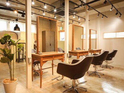 アグ ヘアー ミヤン チハヤ 香椎 2号店(Agu hair miyan 千早)の写真