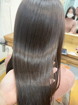 ニューラインギンザ(New-Line 銀座) ★廣中優奈★20代30代ミネコラトリートメント ニュアンスカラー