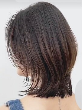 レイファ(REIFA) ミディアムヘア