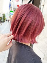 ブランシェ(branche) 【1ミリにこだわるカット】/レッドピンク×くびれ外はね