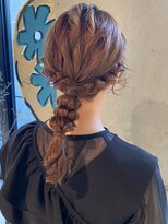 グレージュ　大人かわいい　フェザーバング　マッシュショート