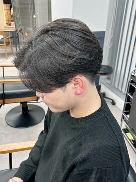 ネオリーブ クーロ メゾン 横浜(Neolive curro Maison) フェザーショート×毛流れパーマ