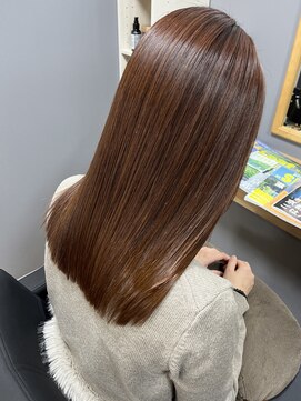 スリーク バイ ロイ 宇治店(sleek by roy) ツヤ感たっぷりブラウン