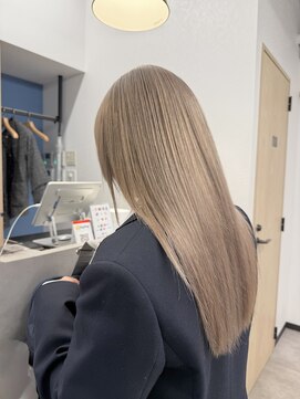 リノショアーズ 元町店(RINOSHORES) 透明感カラー★20代30代ダブルカラーミルクティーベージュ