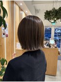 20代30代大人可愛い切りっぱなしボブ×グレージュカラー
