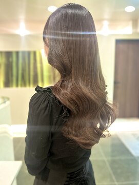 ヨシンモリ巻き×グレージュ トレンド韓国スタイル