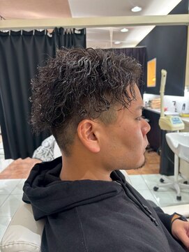 ペーハーセブンVOGUE ツーブロックスタイル