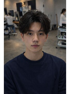 ジェットブラックキューサンロク(JET BLACK 936) 2026 SPRING 制御された軽さ、フェザーパーマ