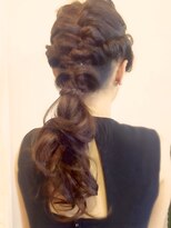 アヌーク トケ(AnouK TOKE)&nbsp;【AnouK-TOKE-】大人かわいい外国人風アップ