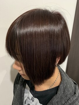 トレイス デュ ラパン(traces du lapin) 前下がりボブ×ヴァイオレット