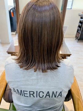 マリアバイアフロート(Maria by AFLOAT) お客様スタイル☆たっぷりハイライトのばっさり切りっぱなしボブ