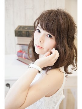 パース 横浜(PERS) 大人可愛いミディアムヘア