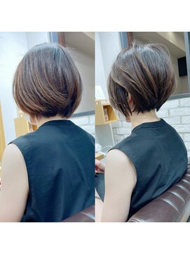 アヴァロン(AVALON) 絶壁解消・ひし形・くびれ・大人ショートボブ・30代40代【猪狩】