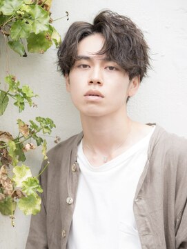 アカ(ACA) センターパートツイストスパイラルパーマツイストパーマ札幌大通