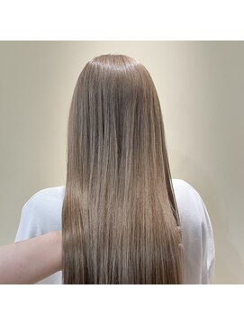 美容室 アイディー i-dee ミルクティーベージュ