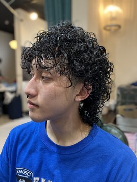 バーバー アカダマ 外国人風クリクリパーマ