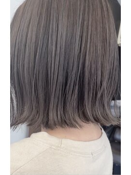 スヌーズ(snooze) 透明感アッシュ×ボブ