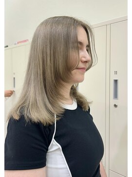 タヤ 天神店(TAYA) 顔回りレイヤー