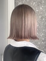 サンクマーケット 渋谷(cinq MARKET)&nbsp;渋谷ブリーチカラータッセルボブ顔周りレイヤー切りっぱなしボブ