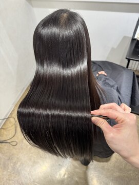 ミヨン 京都烏丸店(miyon) 【miyon】韓国レイヤーカット×暗髪カラー×髪質改善