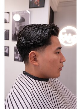 ザチョップショップ キチジョウジ(THE CHOP SHOP KICHIJOJI) メンズカットメンズヘアスキンフェードバーバーショップ