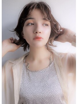 アン 青葉台(un) フェミニンボブ フェザーショート 髪質改善イルミナカラー