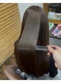 艶とまとまりを叶える美髪形成