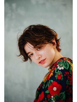 グランシャリオ 笹塚店(Grand Chariot) 【GrandChariot 笹塚】センターパートショートボブ