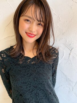 ルーツヘアーガーデン(Roots hair garden) シースルーバング大人かわいい外ハネセミディスタイル