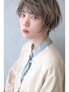 プライベートサロン キッテ(private salon kitte.) 【private salon kitte.】岡田 恭明　グレージュショート