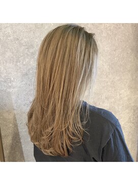 ヴィー ヘアー ファッション バー(VII hair.fashion.bar) @vii_hair