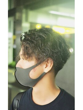 ヒロギンザ 浜松町店(HIRO GINZA) [hiro ginza]ツイストスパイラルセンターパート　理容室/浜松町