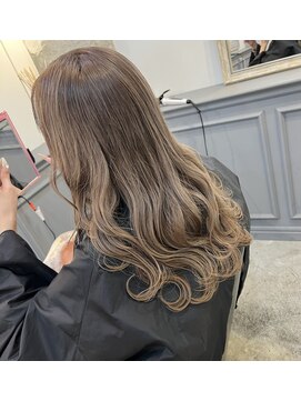 ラム(L'am) ミルクティーベージュカラー