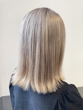 ヘアーサロン フーガ せんげん台店(HAIR SALON fuuga) ハイトーンカラー/ホワイトベージュ