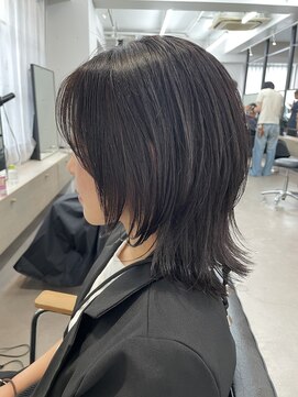 ユノ(juno) 【中目黒】ミディアムウルフ☆カカオブラウン