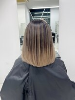 アライブ キチジョウジ(ALIVE Kichijoji)&nbsp;【ALIVE吉祥寺】ホワイトベージュバレイヤージュカラー