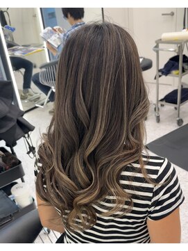 ジュイル ハラジュク(JEWIL HARAJUKU) ハイライトバレイライツ