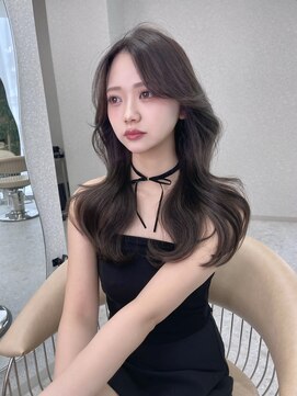 リリー(Lilley) マロンベージュ×小顔レイヤー×韓国風巻き×髪質改善