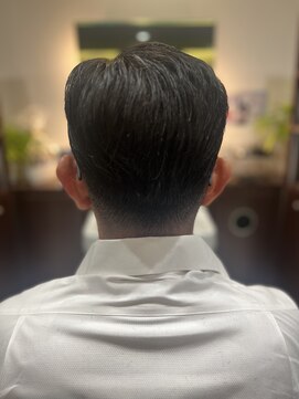バーバーバー 千葉(BARBER-BAR) ツーブロックスタイル【千葉駅徒歩３分】