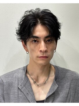 ハイプ(HYPE) 波巻き/メッシュ/スキンフェード/学割/白髪染め/縮毛矯正/韓国