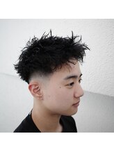 パーラー(PARLOR)&nbsp;スキンフェード×ピンパーマ