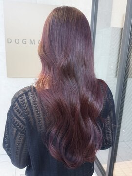 ドッグマニアピンチアオヤマ(DOGMANIA PiNCH AOYAMA) ワインレッドカラー/暖色カラー/表参道